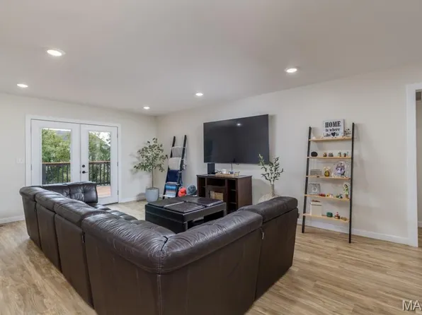 20250 Simmons Rd, Waynesville, MO 65583