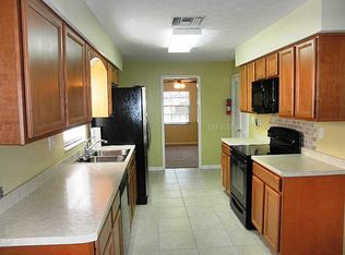 1403 Moss Laden Ct, Brandon, FL 33511