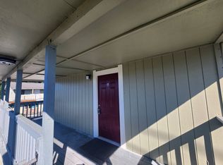 606 Easy St #A, Brookings, OR 97415