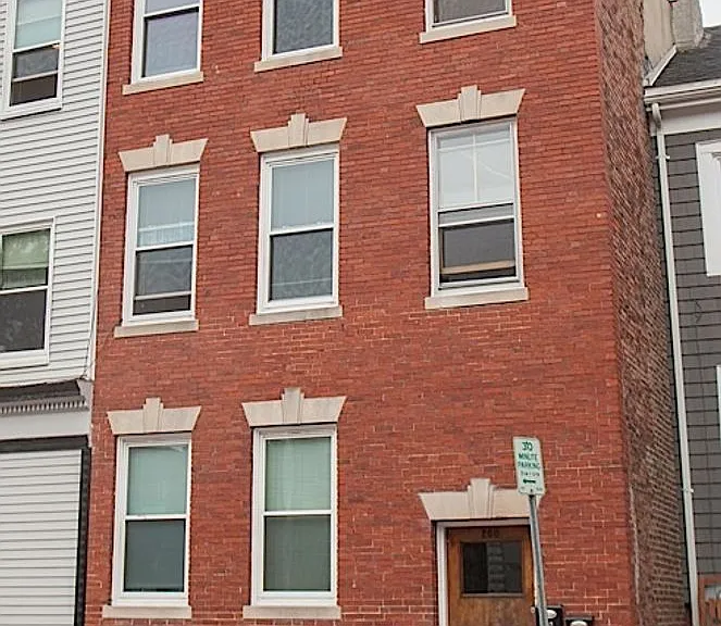 200B Harvard St #A3 — Photo 9