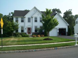2606 Coronado Dr, Vineland, NJ 08360