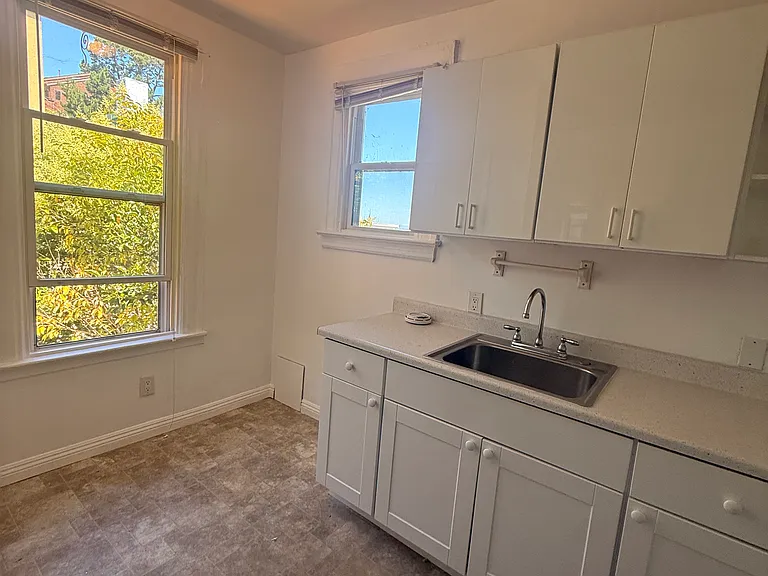 406 Washington Ave #C — Photo 4