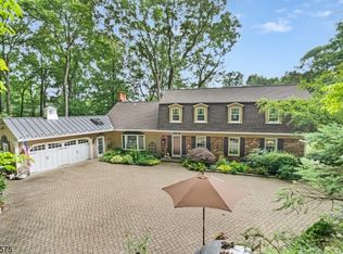 14 Horizon Dr, Mendham, NJ 07945