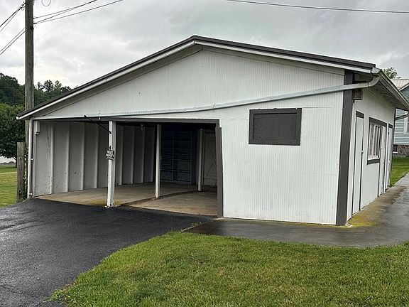 4th image of 2453 Austinville Rd