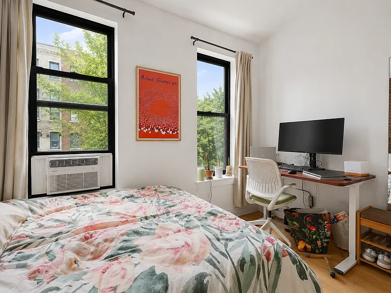 851 Hart St #2 — Photo 6