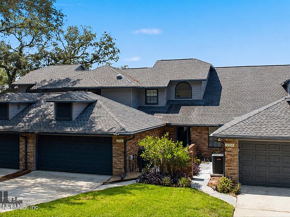4th image of 11952 HARBOUR COVE Drive S