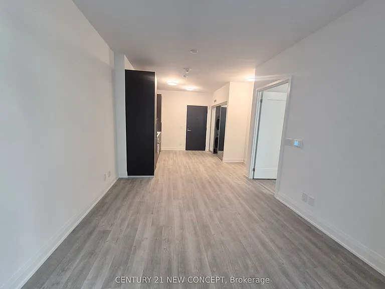 65 Broadway Ave S #209 — Photo 5