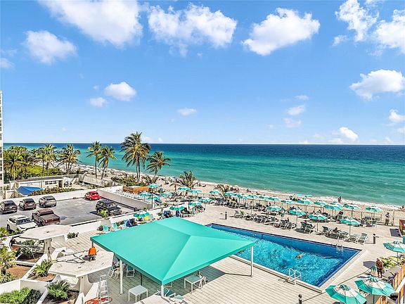3rd image of 3140 S Ocean Dr APT 2411