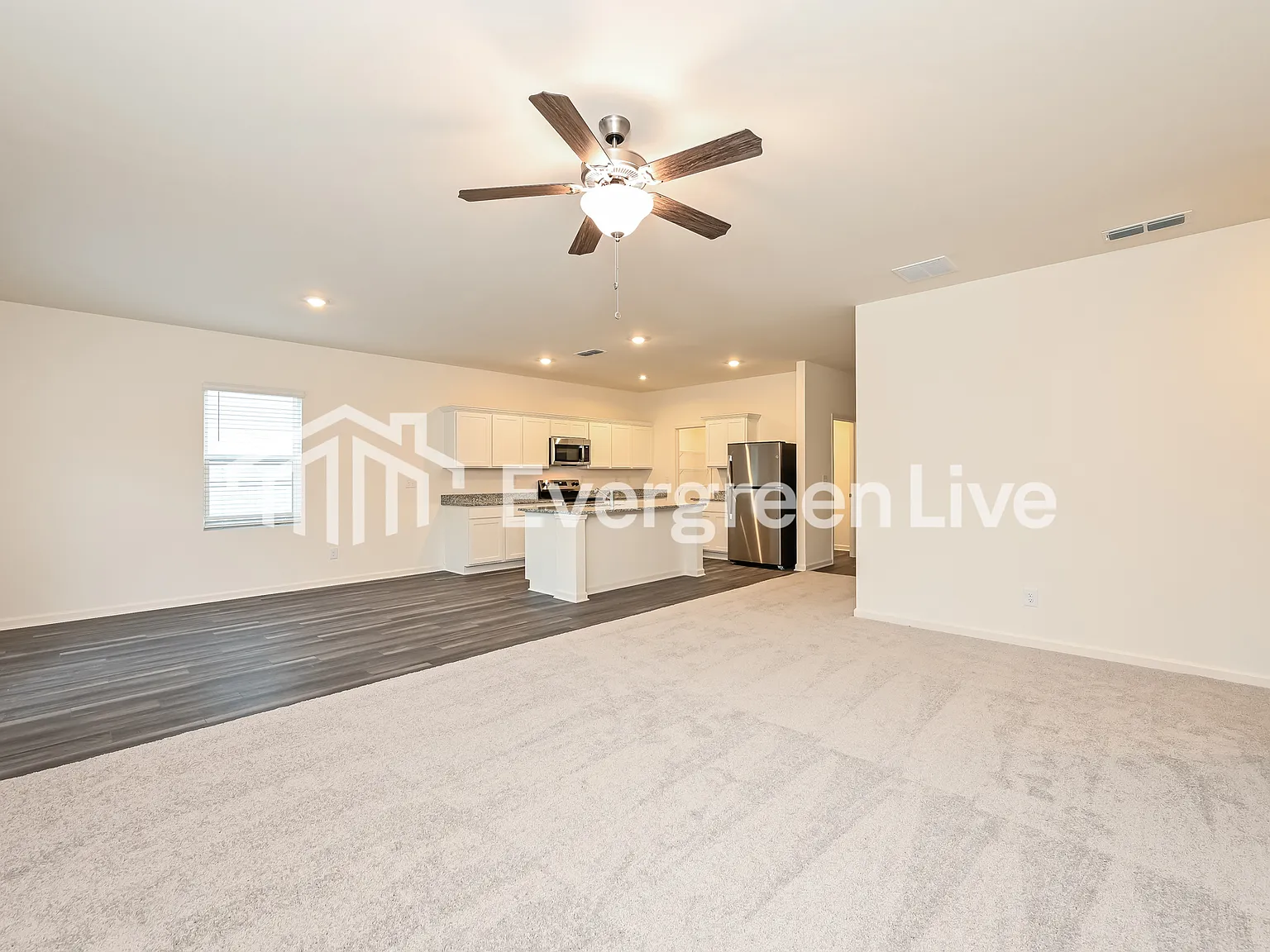 4 bed, 2.0 bath, 2279 sqft, $2,090 — Photo 3