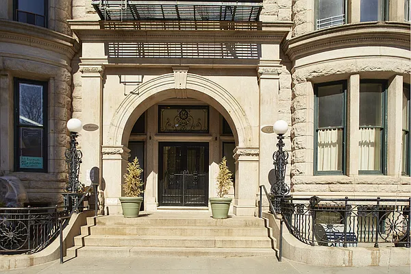 Sold by Stribling | media 11