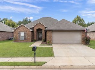 210 Barrington Cv, Florence, MS 39073