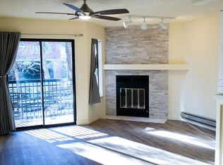 1800 Pearl St, Boulder, CO 80302