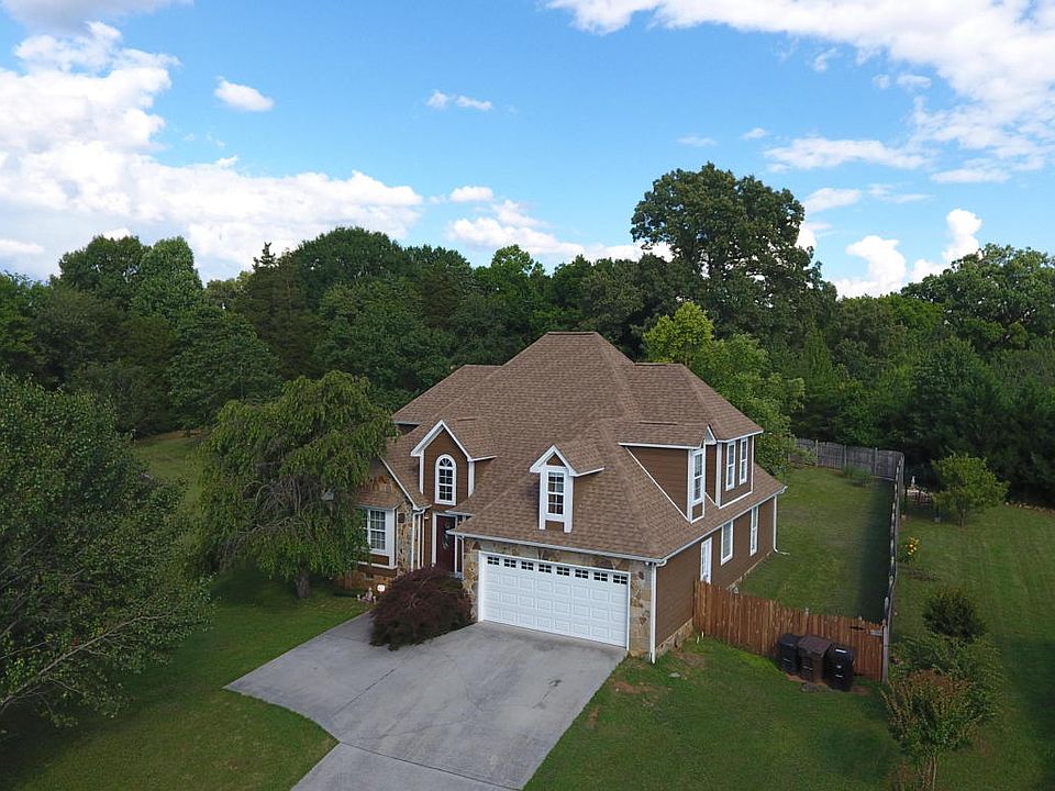 1st image of 9418 Twin Branch Dr