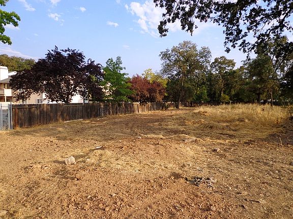 2nd image of 7904 Fair Oaks Blvd
