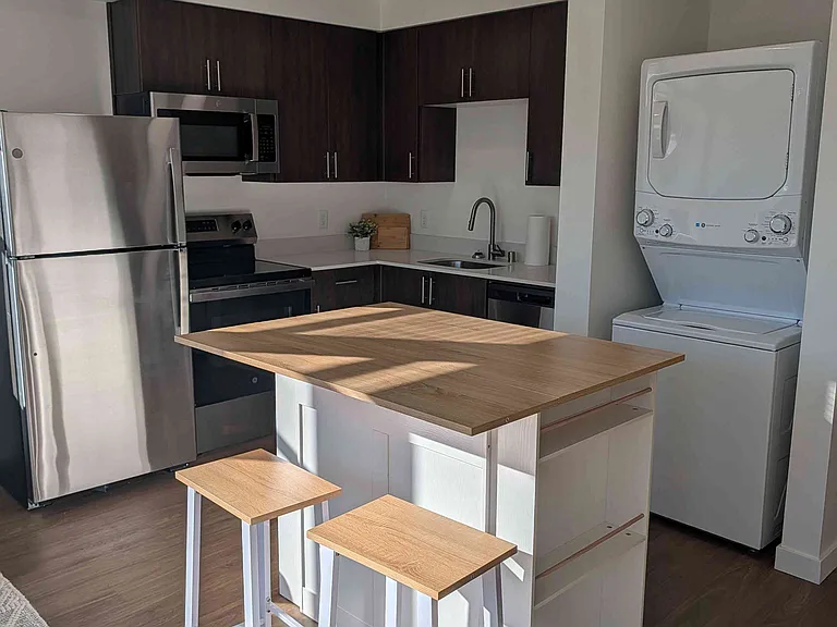 NW 99 Apartments — Photo 12