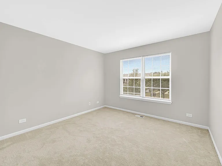 Genesee Dr — Photo 14