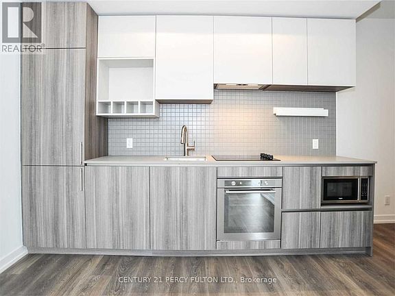 3rd image of 898 Portage Pkwy #4012