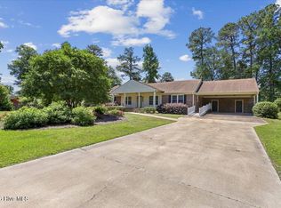 221 Pinewood Cir, Goldsboro, NC 27534