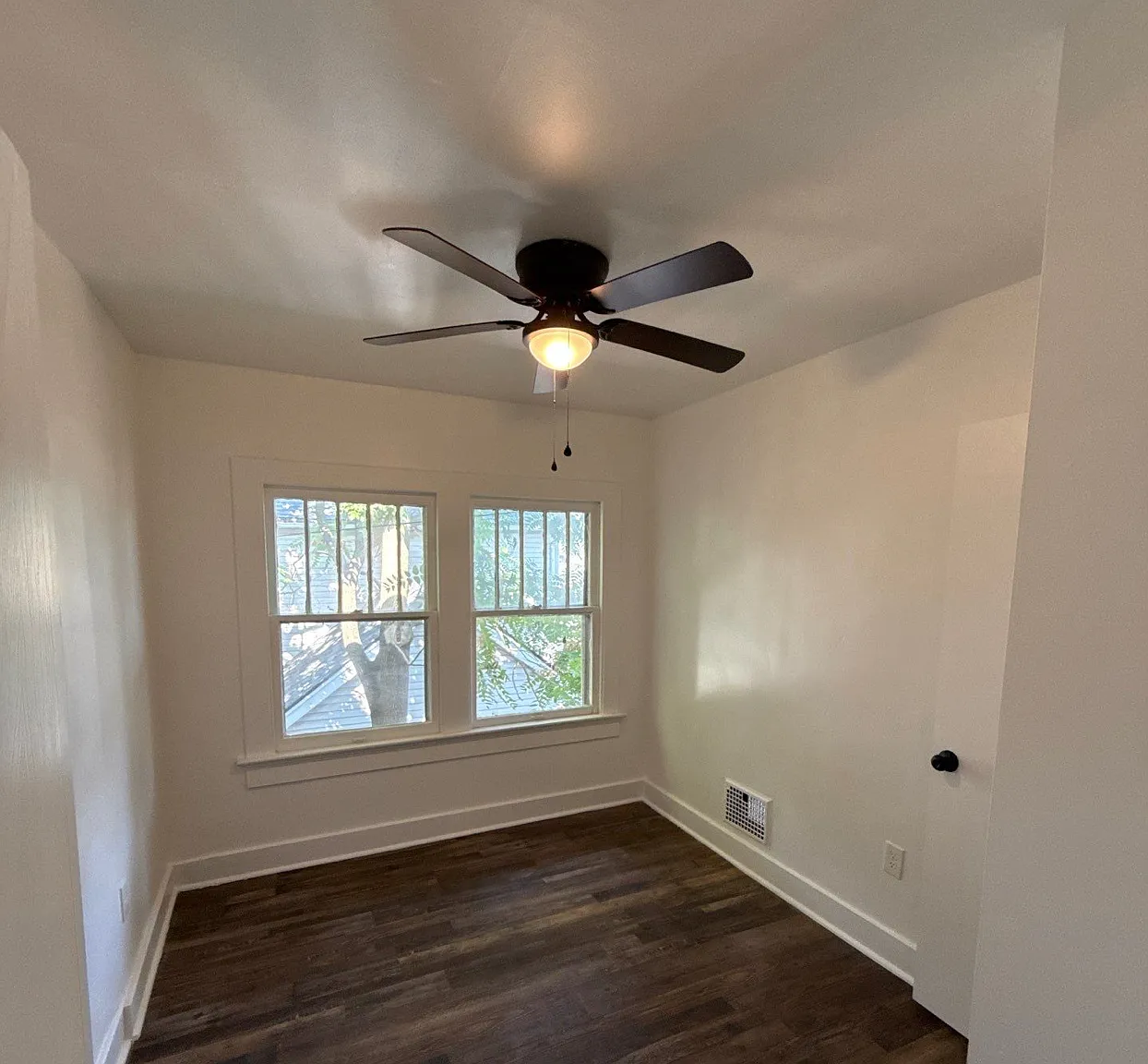 2416 Saint Charles Ave — Photo 4