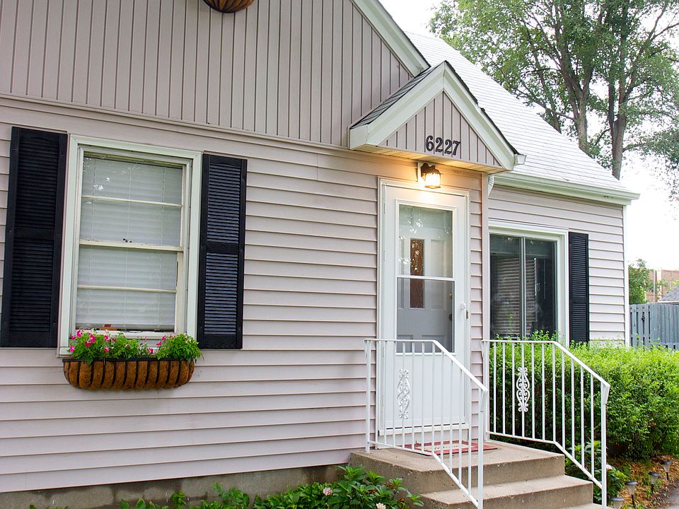 A cute bungalow