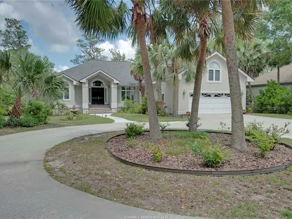 22 Cedar Ln, Hilton Head Island, SC 29926