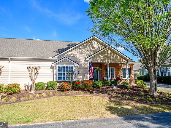 3rd image of 4203 Paddock Ln