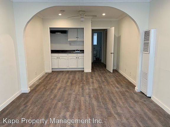 5th image of 2042 S Corning St APT 3