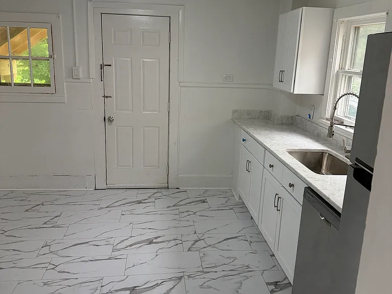 29 Mechanic St #1 — Photo 9