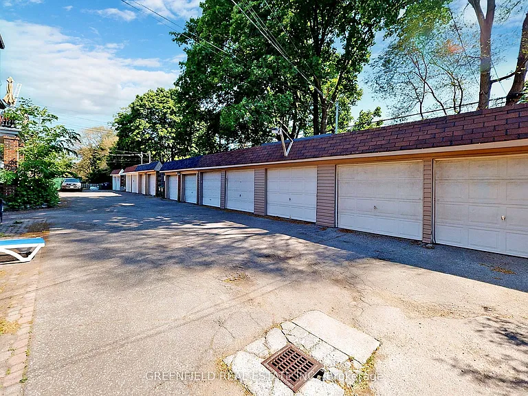 1747 Bayview Ave #UPPER — Photo 31