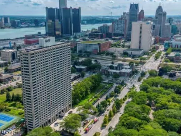 1300 E Lafayette Blvd #2610, Detroit, MI 48207
