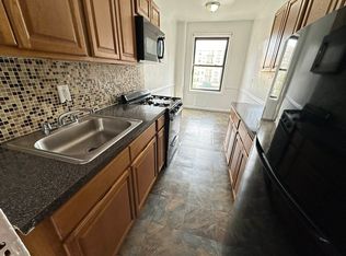 85 McClellan St APT 1F, Bronx, NY 10452