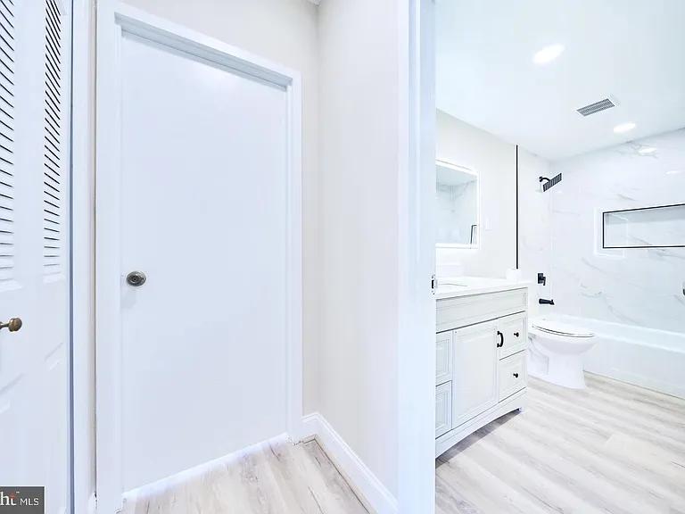 3701 S George Mason Dr #2318N — Photo 23