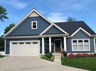 517 Coverdale Ln, Saint Louis, MO