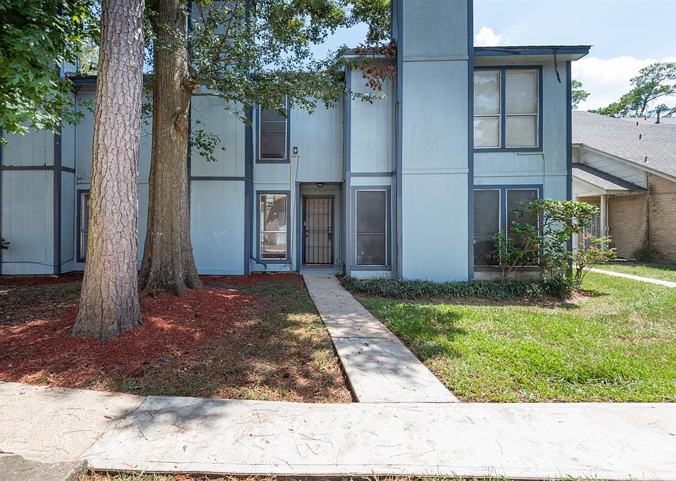 1st image of 12306 Wild Pine Dr Unit C