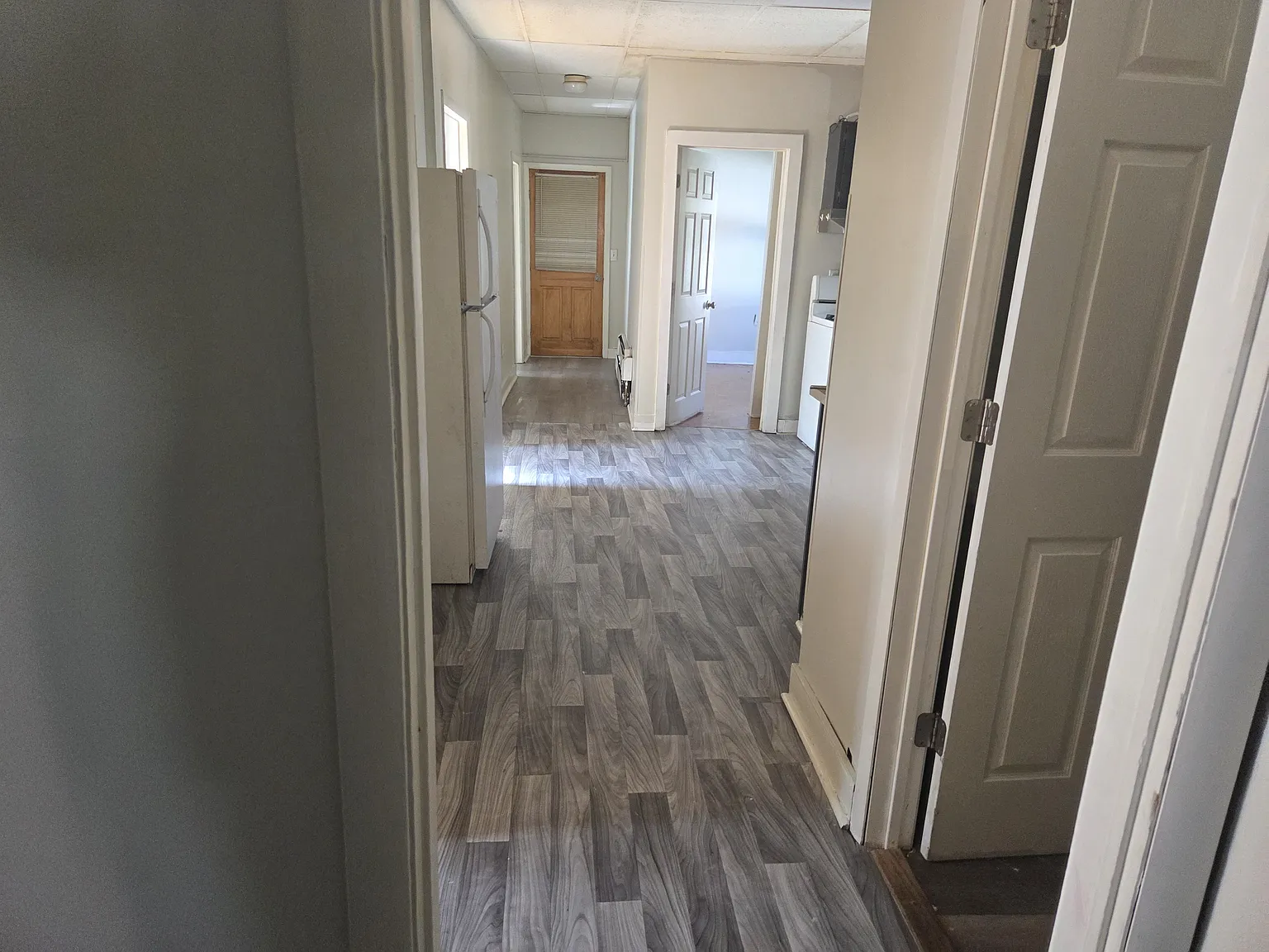 3 bed, 1200 sqft, $1,650 — Photo 3