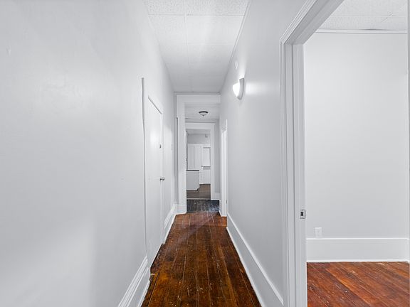 5th image of 1814 W Jefferson St #1