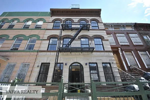 Rented by Yaffa Realty LLC | media 28