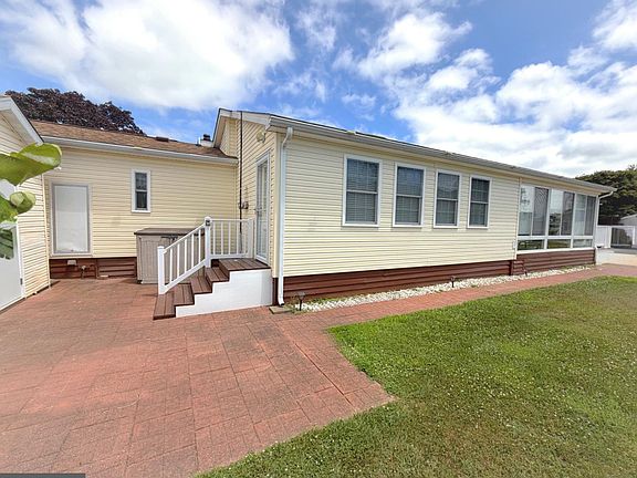 4th image of 21734 C St