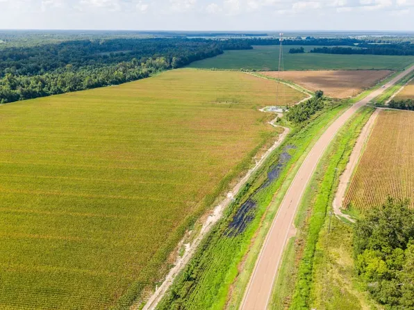 Highway 7 S, Greenwood, MS 38930