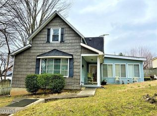 504 N B St, Lenoir City, TN 37771
