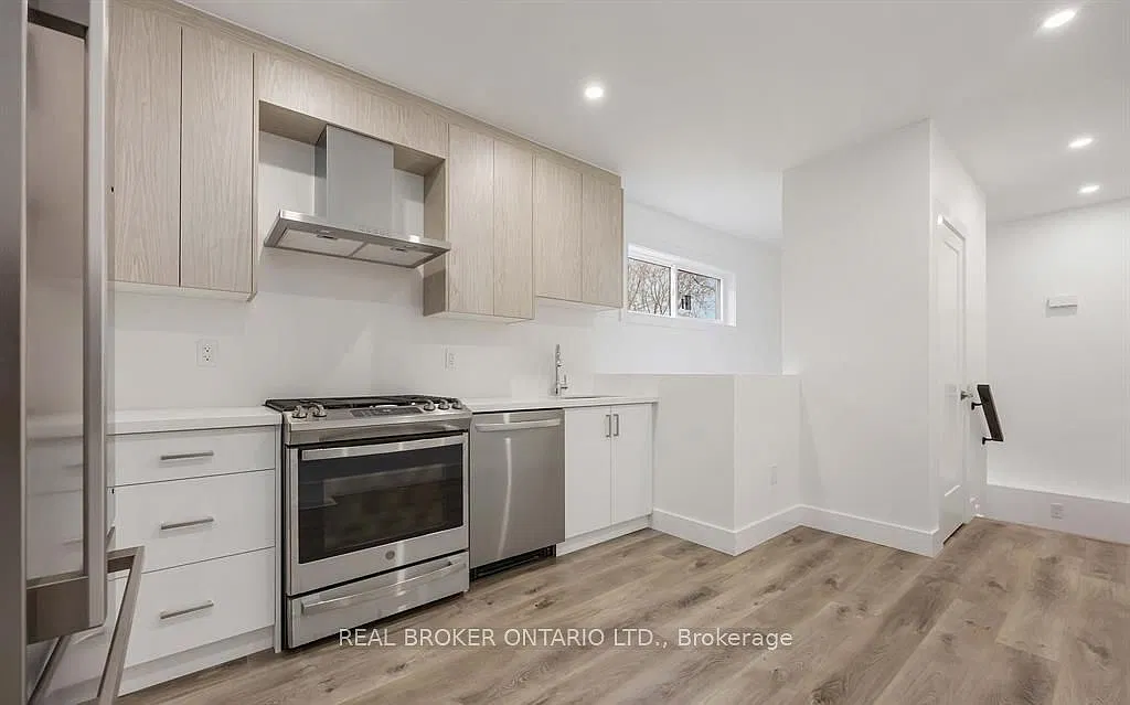 2 bed, $2,600 — Photo 1
