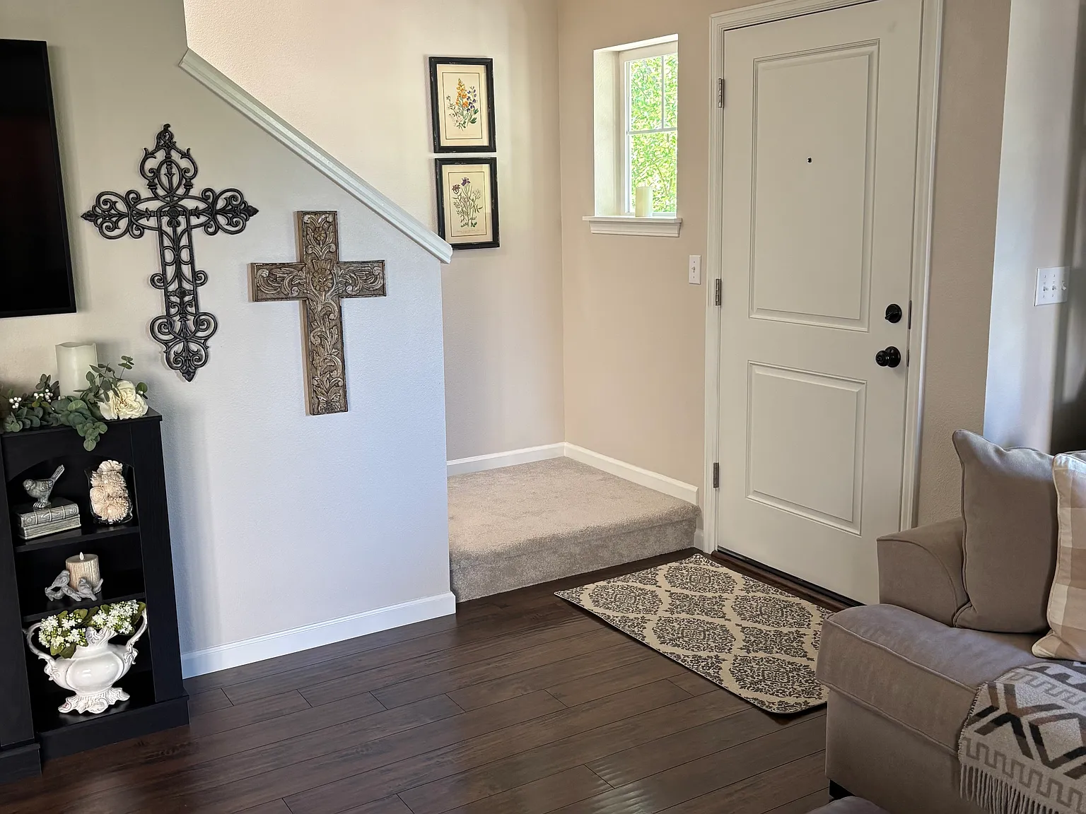 3 bed, 2.5 bath, 1353 sqft, $2,700 — Photo 3