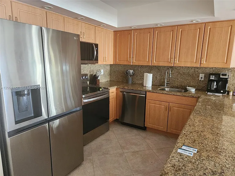 3725 S Ocean Dr #1108 — Photo 6