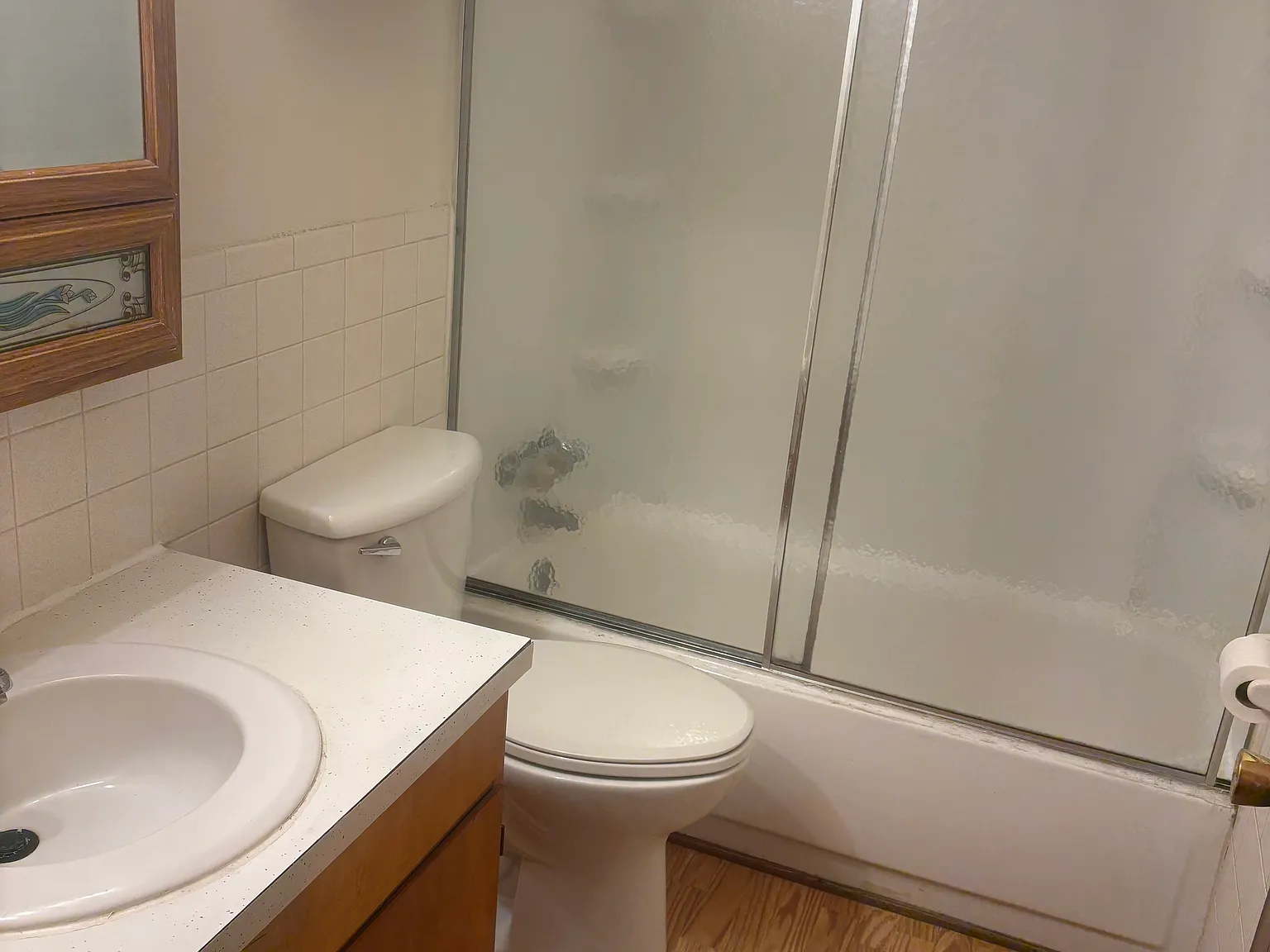 2 bed, $995 — Photo 2