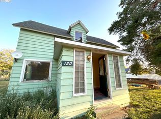 180 W 2nd St, Ione, OR 97843