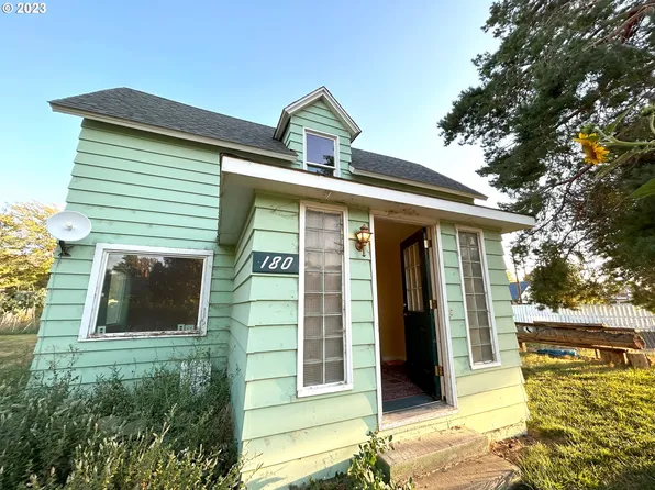 180 W 2nd St, Ione, OR 97843