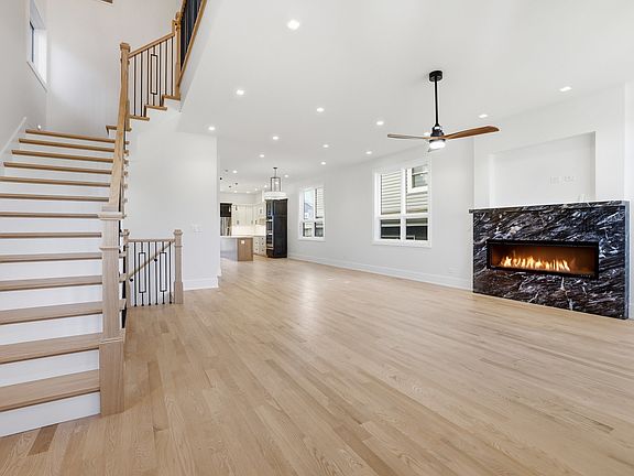 3rd image of 4449 N Sayre Ave