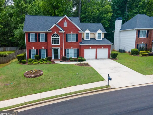 632 Oakview Trl, Stone Mountain, GA 30087