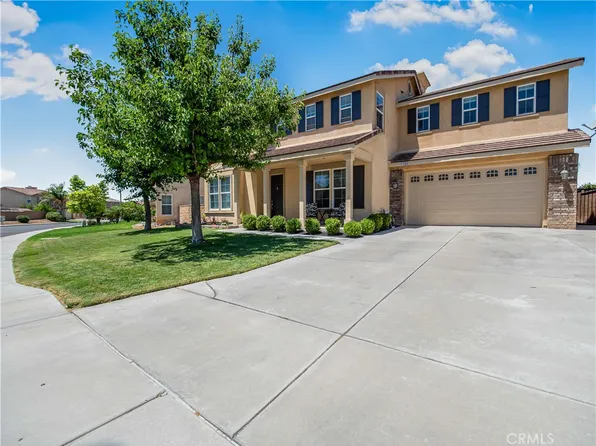 12820 Excalibur Dr, Corona, CA 92880