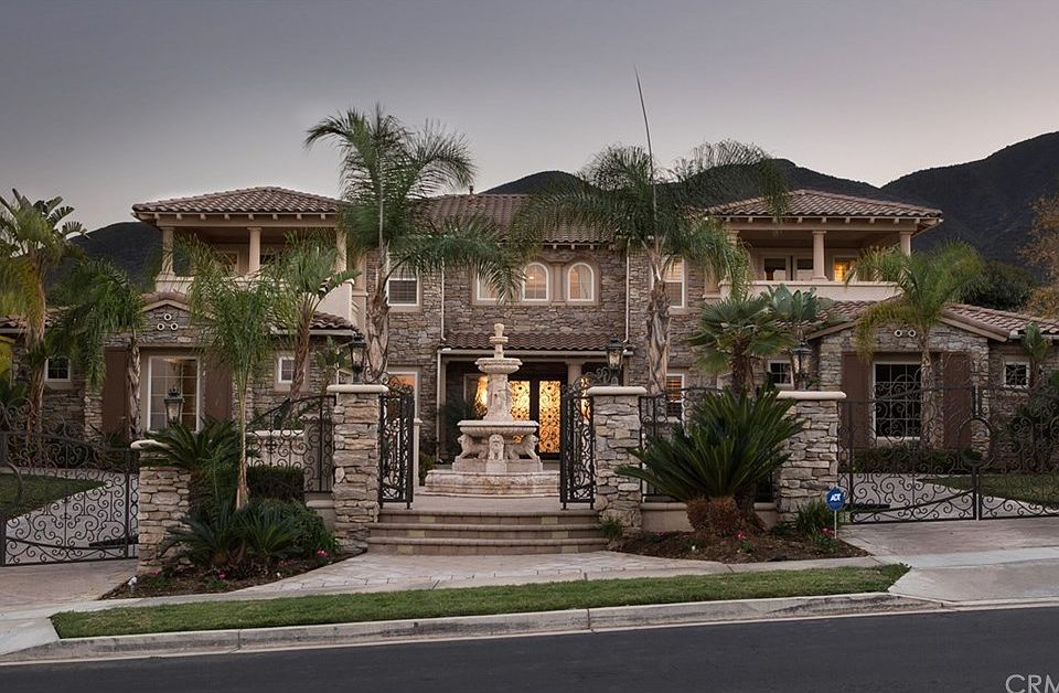 1st image of 1112 Sandra Cir